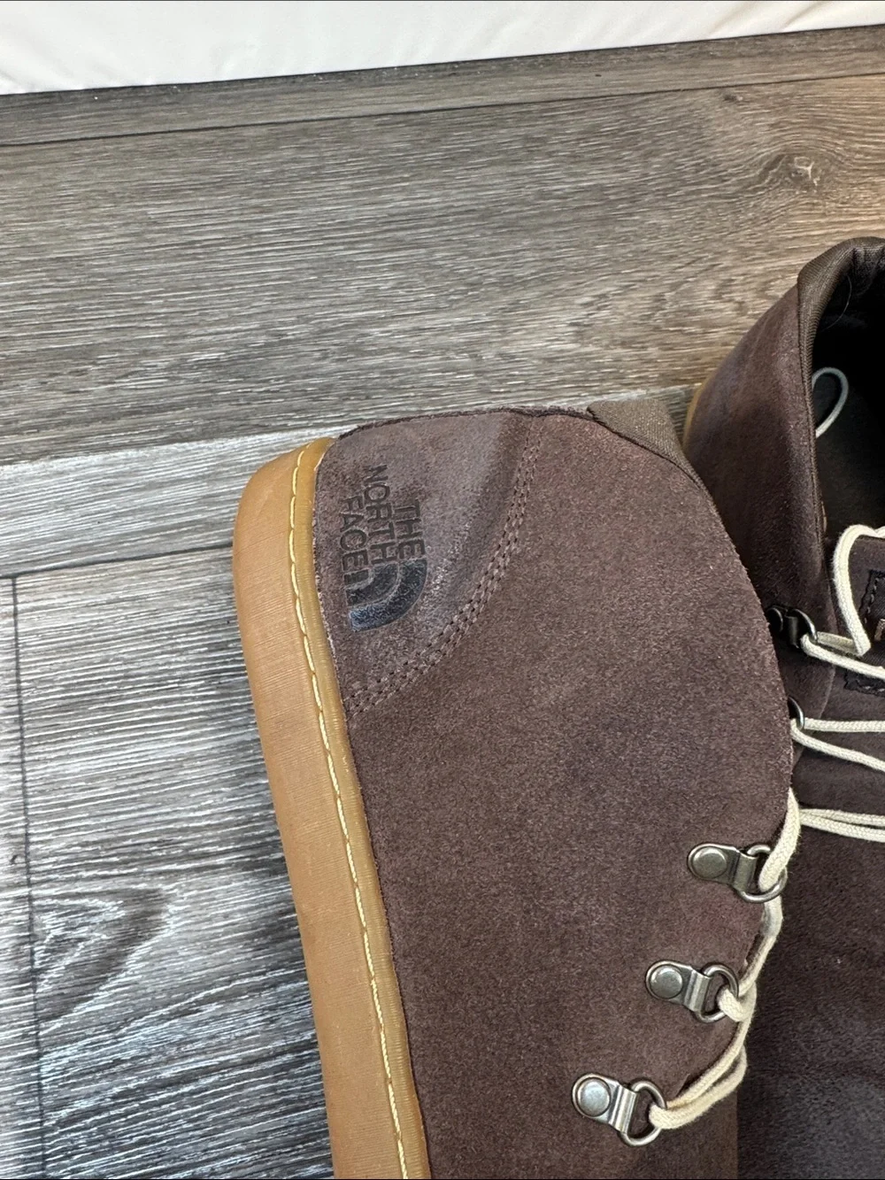 The North Face Men's Dark Brown Suede Chukka Boots men’s SZ 11 (j244)